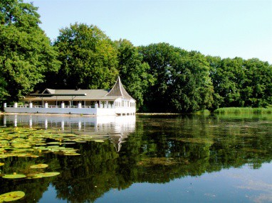 Ringhotel Bokel-Mühle am See: Außenansicht