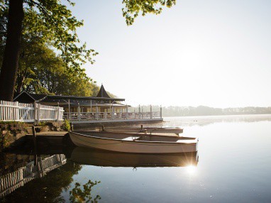 Ringhotel Bokel-Mühle am See: Außenansicht