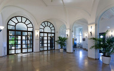 Kardinal Schulte Haus: Lobby