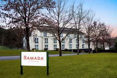 Ramada by Wyndham Duesseldorf Ratingen: Außenansicht