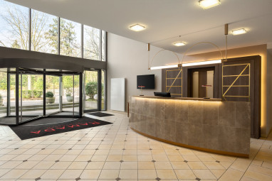 Ramada by Wyndham Duesseldorf Ratingen: Lobby