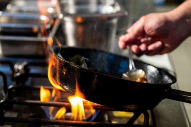 Ramada by Wyndham Duesseldorf Ratingen: Restaurant