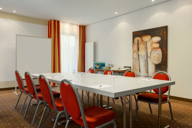 Ramada by Wyndham Duesseldorf Ratingen: Tagungsraum