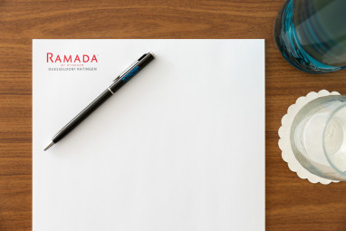 Ramada by Wyndham Duesseldorf Ratingen: Tagungsraum