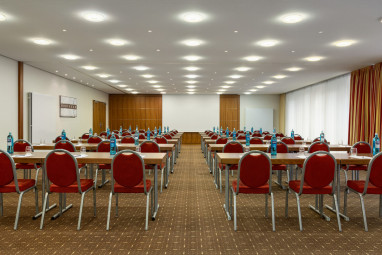 Ramada by Wyndham Duesseldorf Ratingen: Tagungsraum