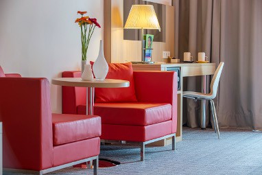 Park Inn By Radisson Frankfurt Airport: Suite