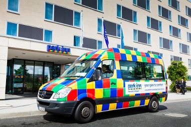 Park Inn By Radisson Frankfurt Airport: Außenansicht