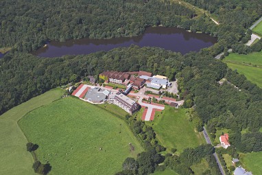 Upstalsboom Landhotel Friesland : Außenansicht