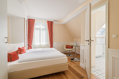 Hotel & Restaurant Weinberg-Schlösschen: Zimmer