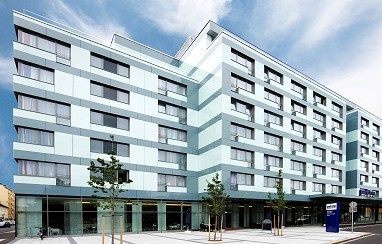 Park Inn by Radisson Linz: Außenansicht