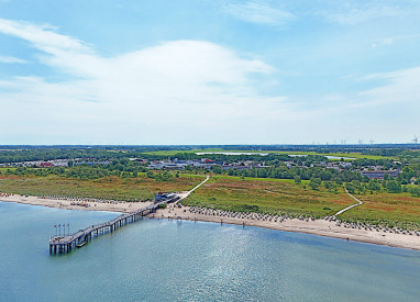 Strandhotel Weissenhäuser Strand: Außenansicht