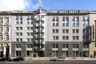 Radisson RED Berlin Kurfürstendamm: Zimmer