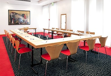 Radisson RED Berlin Kurfürstendamm: Zimmer