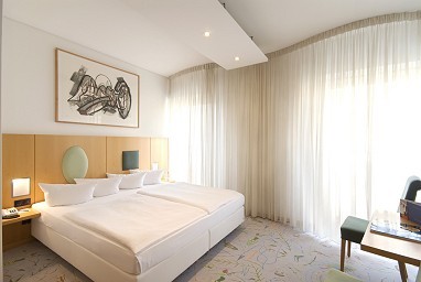 Radisson RED Berlin Kurfürstendamm: Zimmer