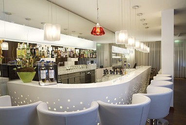 Radisson RED Berlin Kurfürstendamm: Zimmer