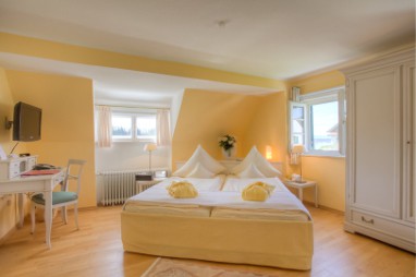 Bio-Hotel Schlossgut Oberambach: Zimmer