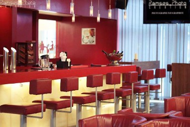 NH Prague City: Bar/Lounge