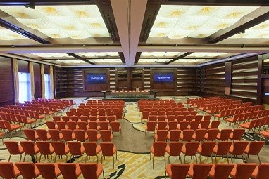 Radisson Blu Bucharest: Ballsaal