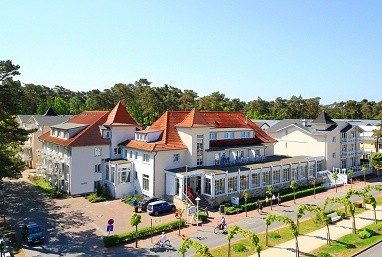 Strandhotel Baabe : Außenansicht