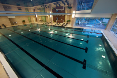 Lindner Hotel Bratislava - part of JdV by Hyatt: Pool