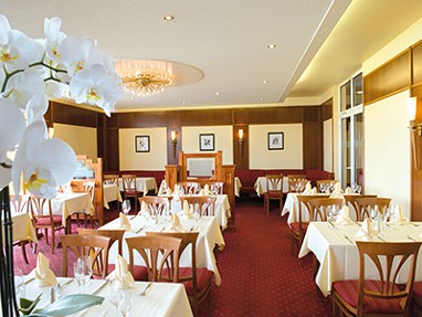 Victor´s Residenz-Hotel Teistungenburg: Restaurant