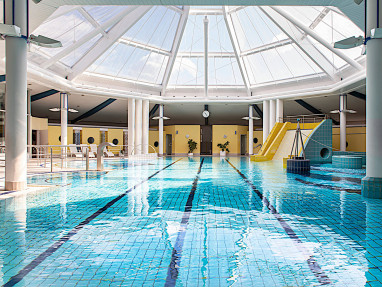 Victor´s Residenz-Hotel Teistungenburg: Pool