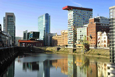 INNSIDE Düsseldorf Hafen: Außenansicht