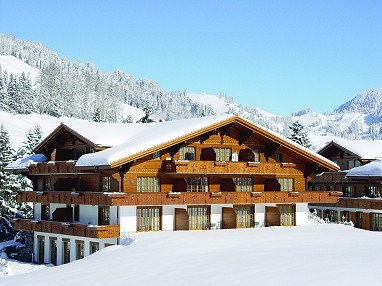 Golfhotel Les Hauts de Gstaad & SPA: Außenansicht