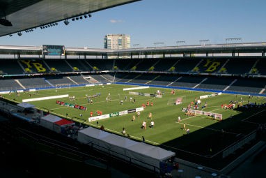 STADE DE SUISSE : Sonstiges