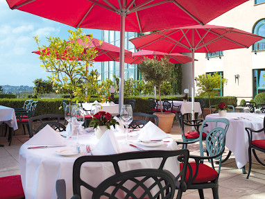 Victor´s Residenz-Hotel Schloss Berg: Restaurant