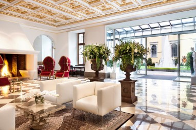 Derag Livinghotel De Medici: Lobby