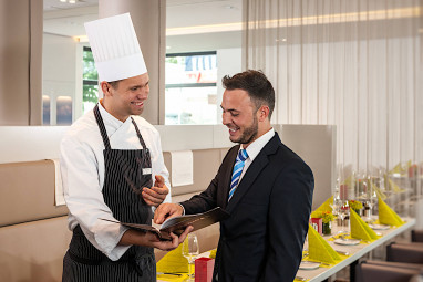 Essential by Dorint Stuttgart/Airport: Restaurant