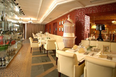 Alpine Palace *****: Restaurant