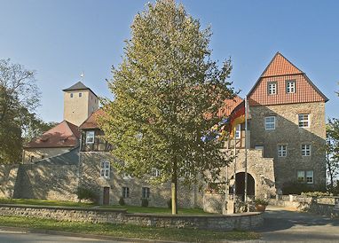 Bundeslehranstalt Burg Warberg: Außenansicht