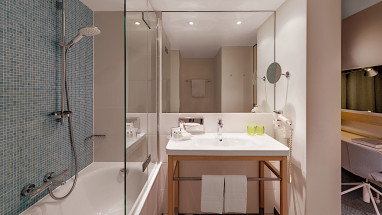 Holiday Inn Frankfurt - Alte Oper: Zimmer