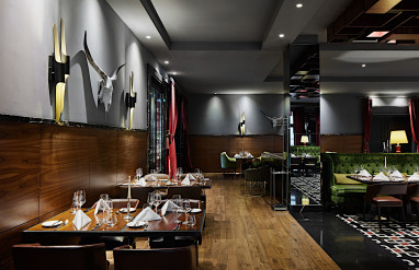 TITANIC GENDARMENMARKT BERLIN: Restaurant