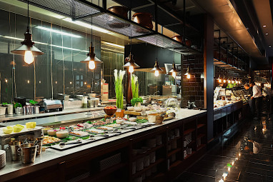 TITANIC GENDARMENMARKT BERLIN: Restaurant