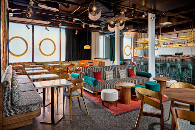 Aloft München: Lobby