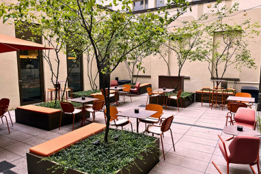 Aloft München: Außenansicht