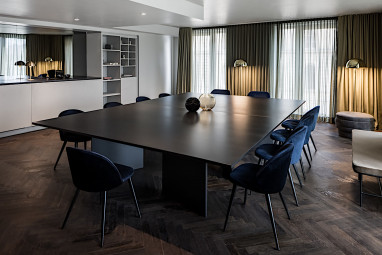 Hotel AMANO Grand Central: Tagungsraum