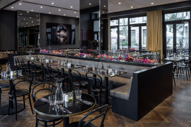 Hotel AMANO Grand Central: Restaurant