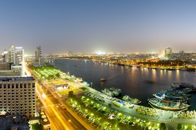 Radisson Blu Hotel Dubai Deira Creek: Außenansicht