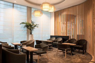 Park Inn by Radisson Brussels Midi: Lobby