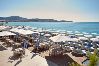 Radisson Blu Hotel Nice: Strand