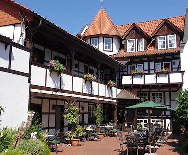 Landhotel & Restaurant Kains Hof: Außenansicht