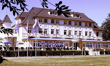 Strandhotel Plau am See : Außenansicht