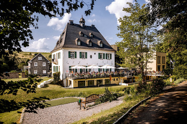 Gut Landscheid: Außenansicht