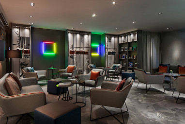 Renaissance Hamburg Hotel: Bar/Lounge