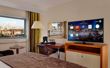 The Tower Hotel: Zimmer