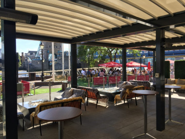 The Tower Hotel: Restaurant